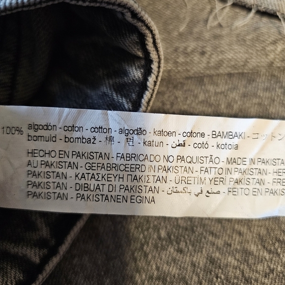 Zara Women's Denim High Waist Straight Leg Unfinished Hem Jeans, Gray, Size 2 - Picture 6 of 7